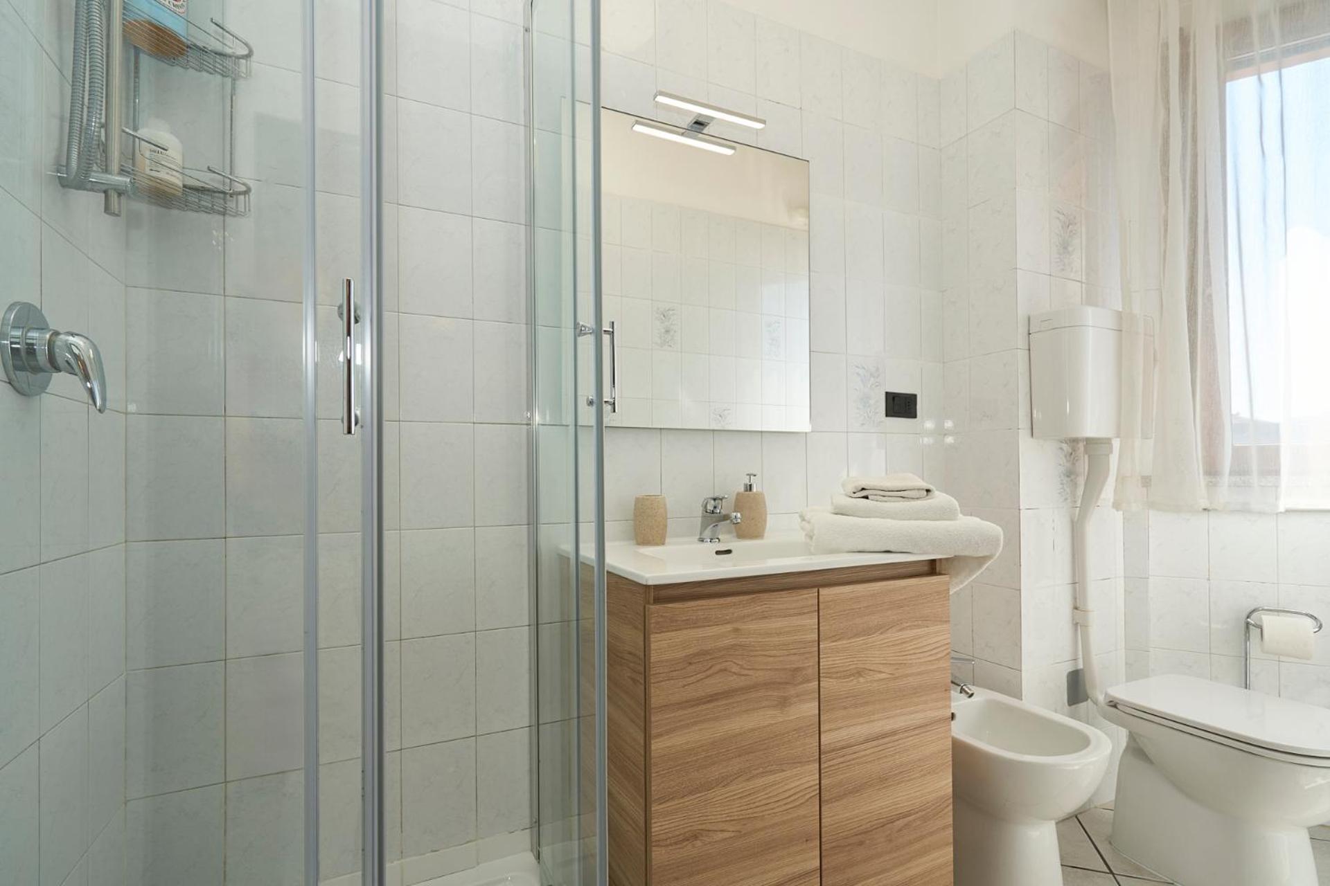 Ferienwohnung -Luminosa 5 Stars With Balcony- Wifi Netflix 15 Minutes From Duomo Mailand Exterior foto
