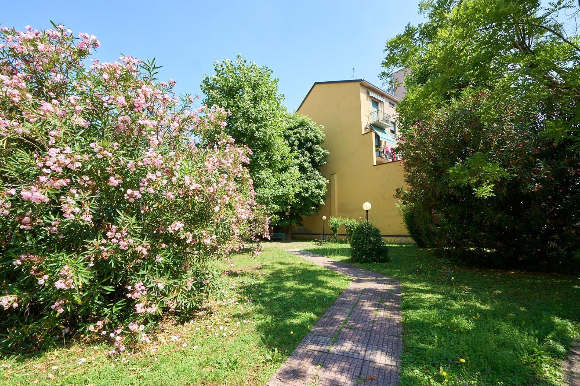Ferienwohnung -Luminosa 5 Stars With Balcony- Wifi Netflix 15 Minutes From Duomo Mailand Exterior foto